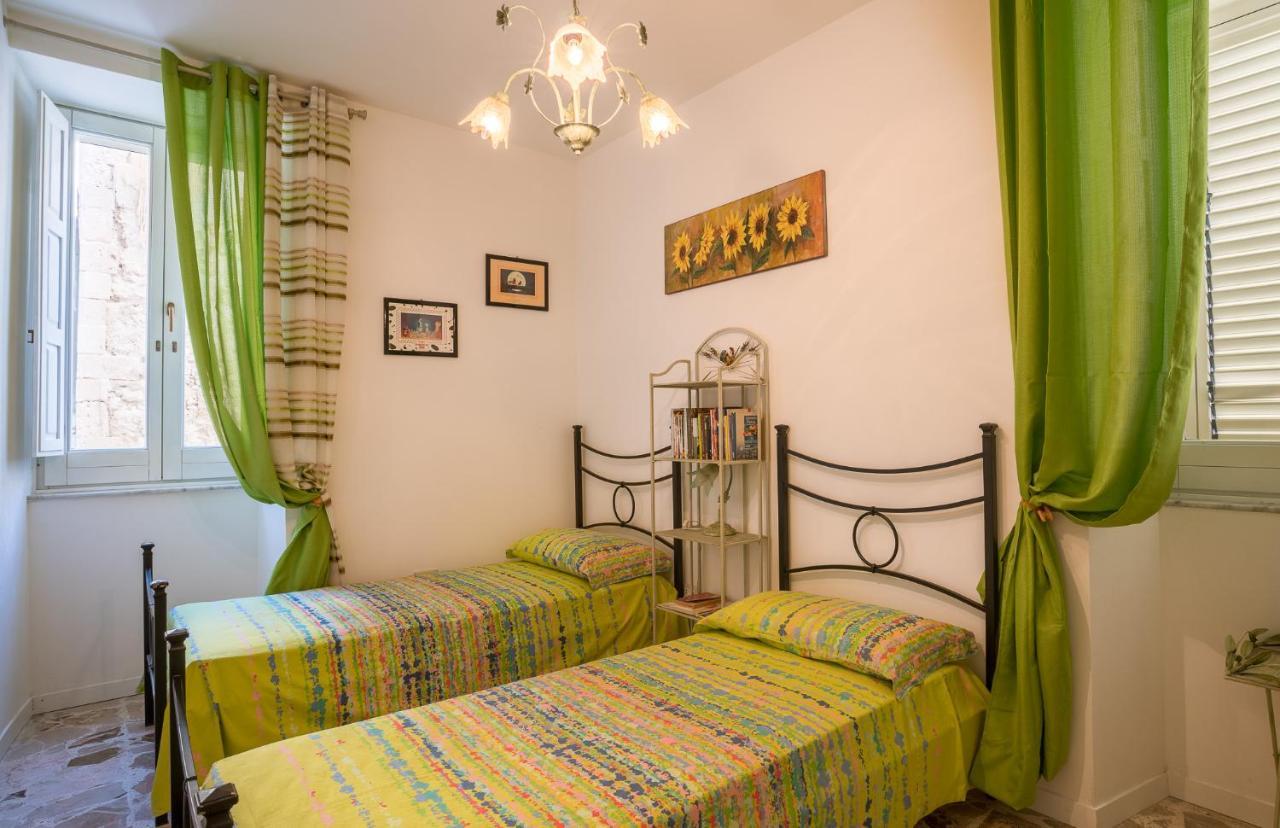Maniace Sea View Apartment By Ortigia Apartments Συρακούσες Εξωτερικό φωτογραφία